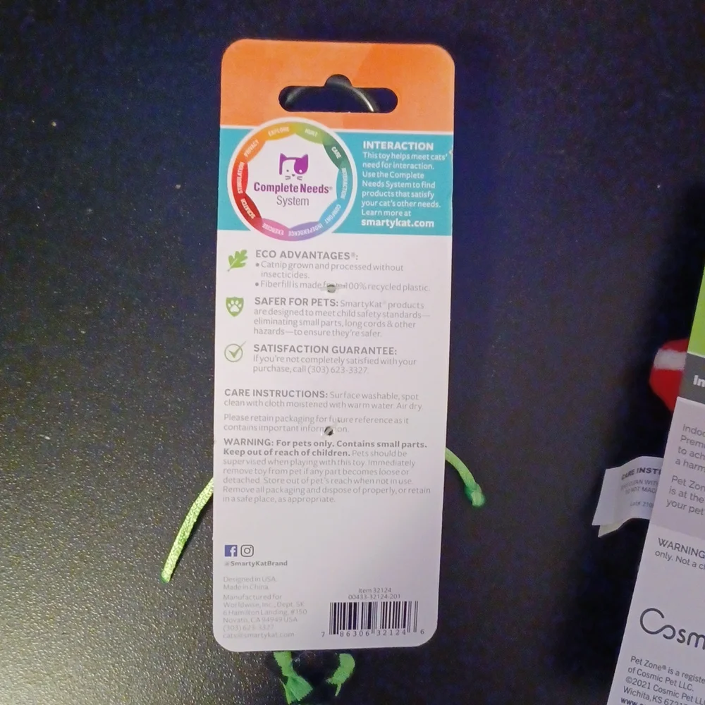 2 New Smarty Kat Bouncy Mouse and 2-Pack Pet Zone Catnip Toys